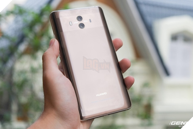 Mở hộp Huawei Mate 10 đầu tiên tại VN: điểm nhấn camera