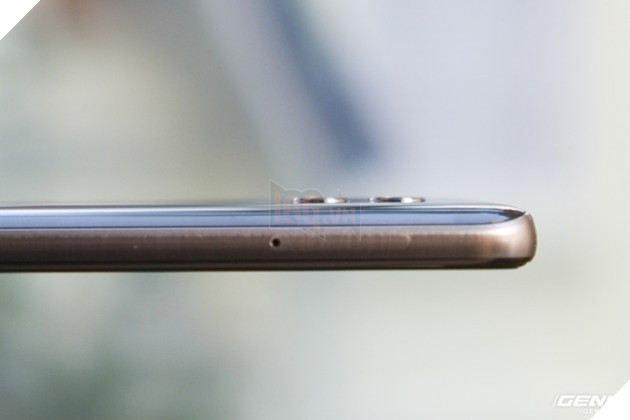 Mở hộp Huawei Mate 10 đầu tiên tại VN: điểm nhấn camera 20