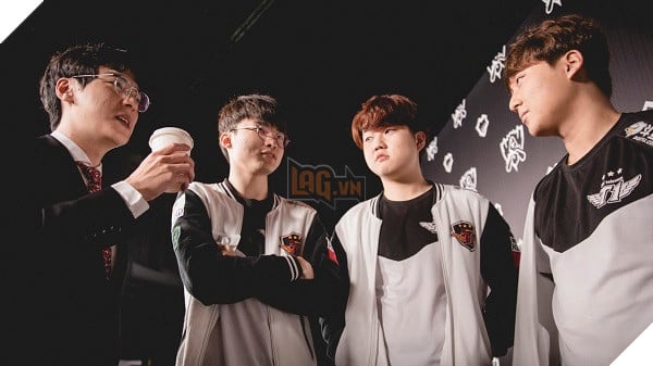 Netizen Hàn tôn sùng Faker sau chiến thắng của SKT trước Misfits 15