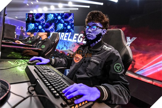 Netizen Hàn tôn sùng Faker sau chiến thắng của SKT trước Misfits 24