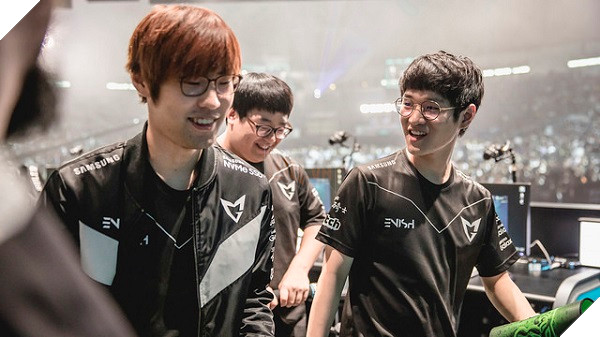  CKTG 2017 “Đường giữa thọt, không thành vấn đề” phân tích SSG vs Longzhu 4