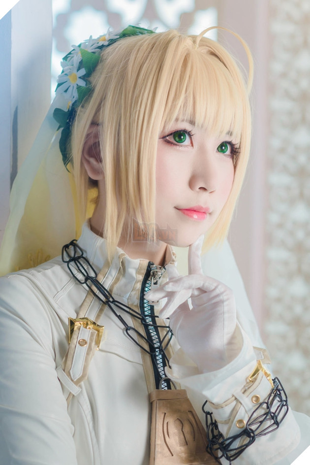 Cosplay nàng Saber tuyệt đẹp khiến fan Anime không khỏi ngây ngất