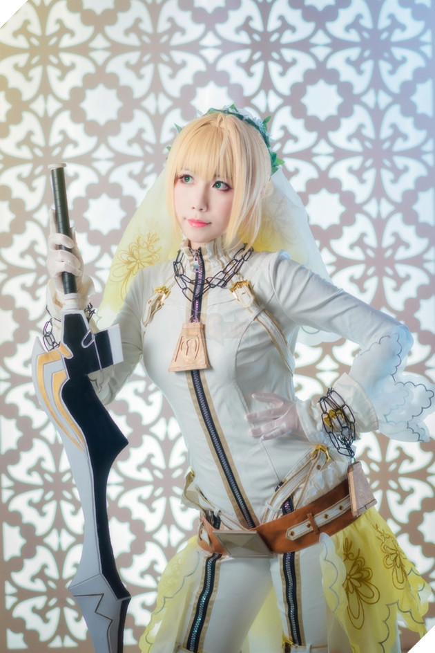 Cosplay nàng Saber tuyệt đẹp khiến fan Anime không khỏi ngây ngất