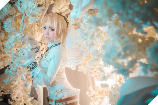 Cosplay nàng Saber tuyệt đẹp khiến fan Anime không khỏi ngây ngất