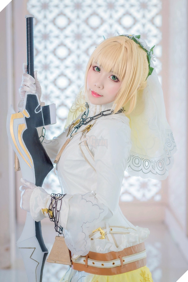 Cosplay nàng Saber tuyệt đẹp khiến fan Anime không khỏi ngây ngất