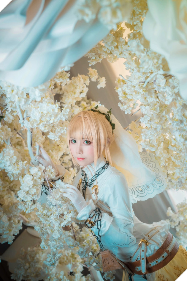 Cosplay nàng Saber tuyệt đẹp khiến fan Anime không khỏi ngây ngất