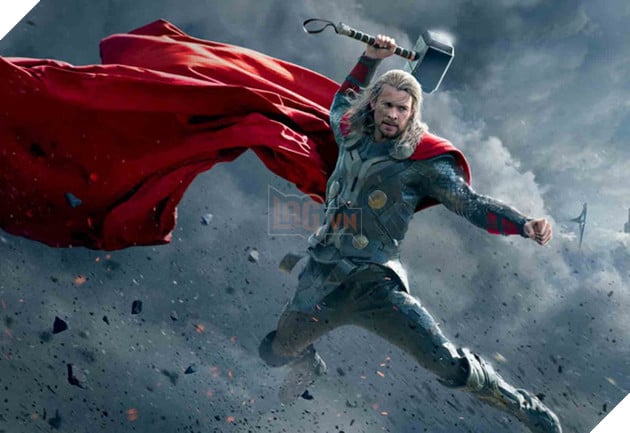 Liệu ai có thể hóa thành thần Sấm tuyệt hơn Chris Hemsworth đây?