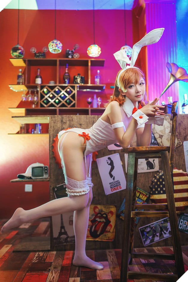 Chảy máu mũi với cosplay Thỏ Ngọc cực gợi cảm và nóng bỏng