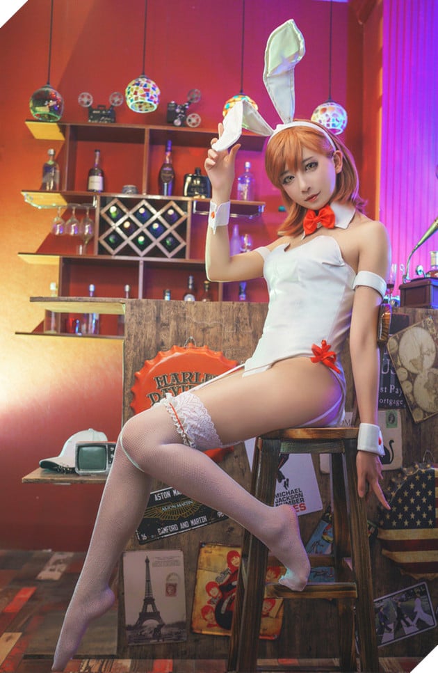 Chảy máu mũi với cosplay Thỏ Ngọc cực gợi cảm và nóng bỏng