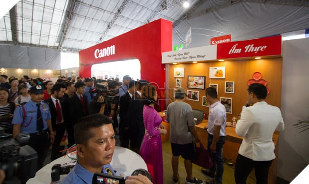 Trải nghiệm nhiều sản phẩm và công nghệ đột phá mới tại Canon EXPO 2017 18