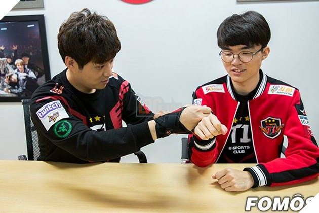 Tin vắn CKTG 2017: SKT T1 trình làng mẫu áo đấu mới, vé xem bán kết sắp cán mốc 1000$ 4