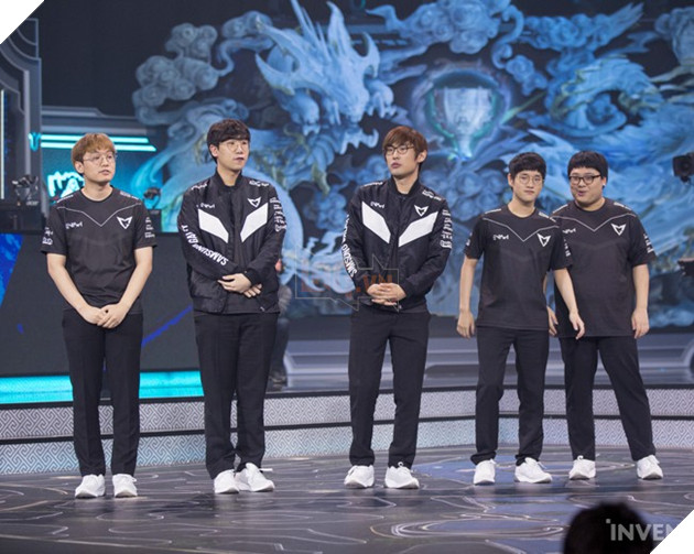 4 Tuyển thủ ấn tượng nhất tại Vòng Tứ kết Chung kết Thế giới 2017 3