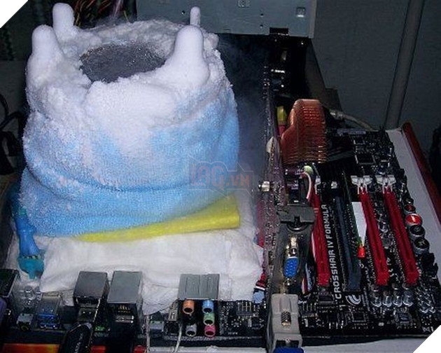 17 ý tưởng làm mát máy tính có một không hai của hội game thủ lầy lội - Ảnh 14.