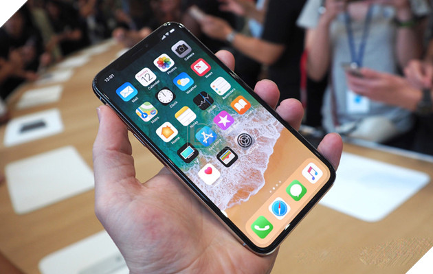 Người dùng iPhone X có thể mua gói hỗ trợ AppleCare+ để tiết kiệm về mặt lâu dài