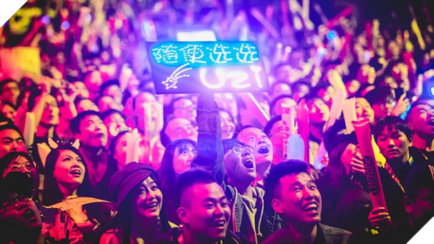 Cộng đồng LMHT thế giới cho rằng SKT T1 lừa RNG với con bài Peanut khi đã "giả ngu" cả mùa giải