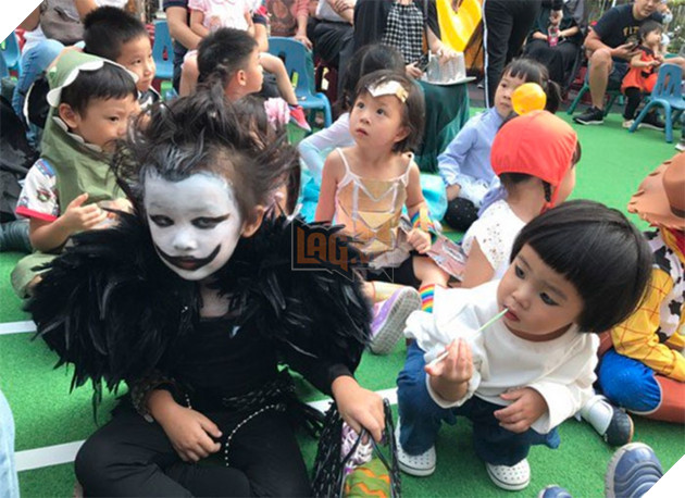 Gặp gỡ cô bé hóa trang đáng yêu nhất mùa Halloween - Ảnh 13.