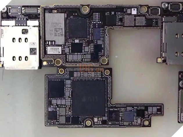 iPhone X mới về Việt Nam đã bị tháo rời đến từng linh kiện 3