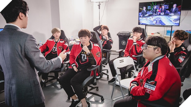 26212353669_8477df2d16_k