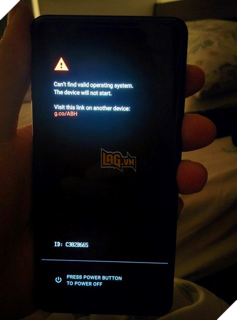 Pixel 2 XL “hóa gạch” ngay khi vừa bóc hộp