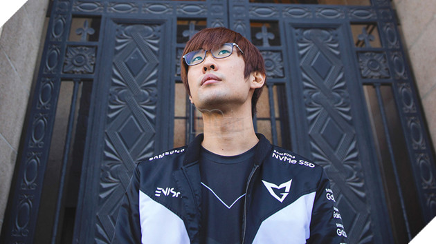 LMHT: 4 thành viên của SSG đã chốt xong trang phục chỉ còn chờ mỗi thành viên “chủ chốt” 2