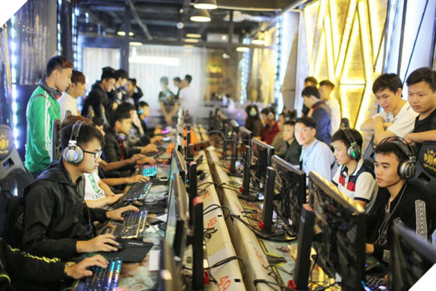 "Quán net 150 máy thu 300 triệu một ngày là điều không tưởng!"