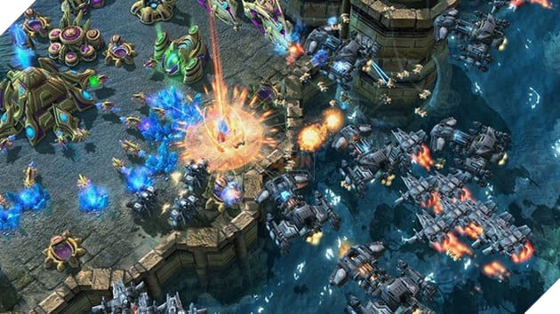 Vì quá tham lam, EA bị troll "vuốt mặt không kịp" bởi chính cha đẻ StarCraft, đọc status không nhịn nổi cười
