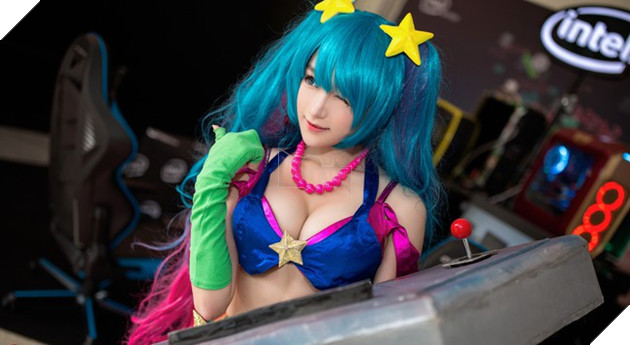 Ngất ngây với cosplay Sona Giả Lập cực gợi cảm trong Liên Minh Huyền Thoại