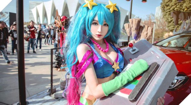 Ngất ngây với cosplay Sona Giả Lập cực gợi cảm trong Liên Minh Huyền Thoại
