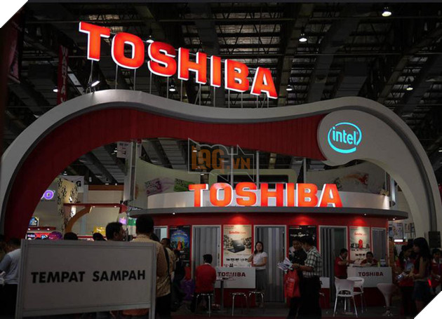 Sau mảng chip nhớ, giờ đây mảng TV của Toshiba cũng phải ra đi vì nợ nần