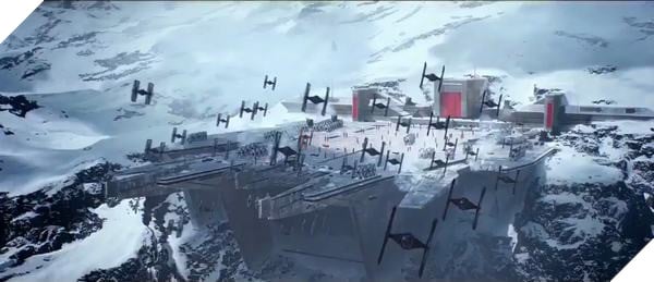 Phần chơi đơn của Star Wars Battlefront 2 dùng khá nhiều bản đồ của multiplayer