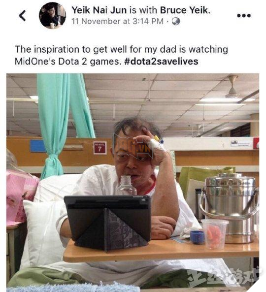 Mặc dù đang bị bệnh nặng nhưng cha MidOne vẫn theo dõi con trai mình thi đấu DOTA 2 trong những ngày cuối đời