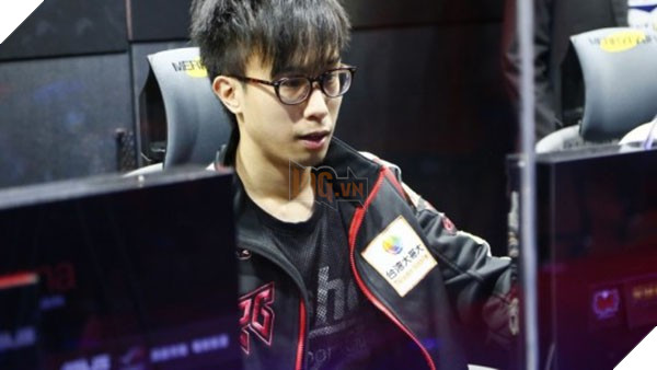 Lần đầu tiên tại Đông Nam Á, Singapore mở hẳn một học viên dành riêng để đào tạo game thủ, hy vọng giúp người chơi điện tử cũng có thể kiếm tiền