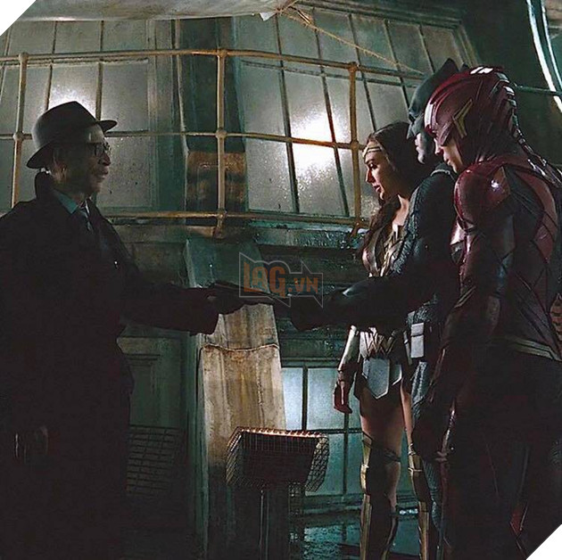 Tất tần tật những cảnh bị cắt gọt của Justice League khiến phim dở đi rất nhiều