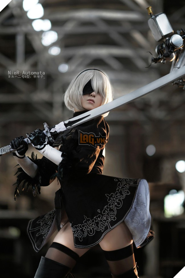Mãn nhãn với cosplay Nier: Automata "chuẩn không cần chỉnh"