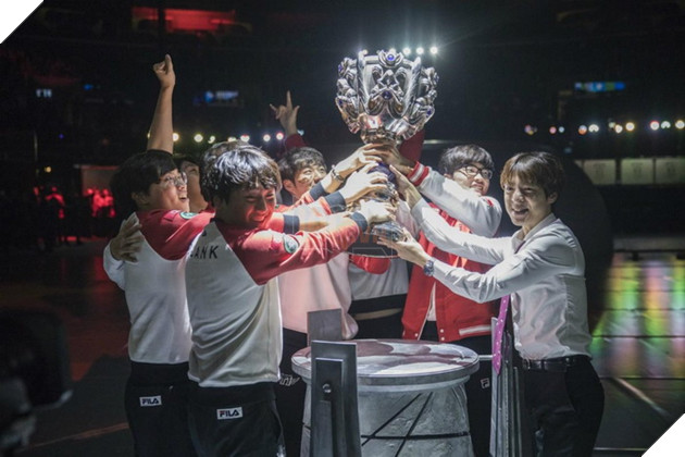 SKT T1 chốt đội hình chính thức với Kkoma ở vị trí HLV trưởng 4