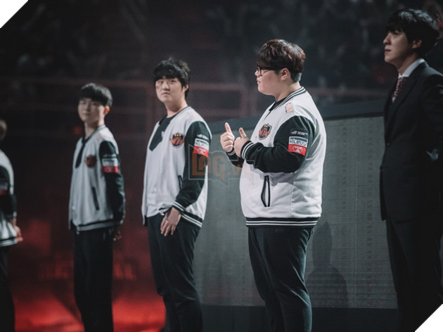 SKT T1 chốt đội hình chính thức với Kkoma ở vị trí HLV trưởng 3