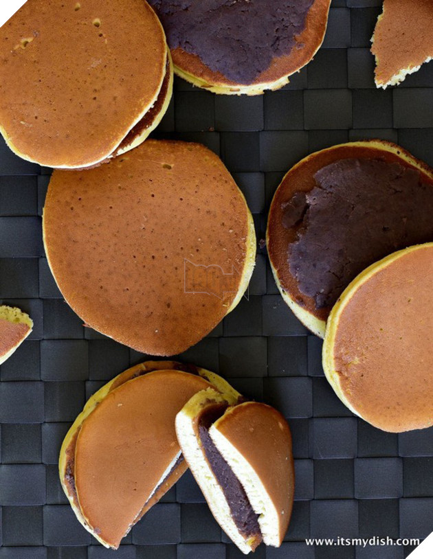 Xem Doraemon từ nhỏ, chắc g&#236; bạn đ&#227; biết hết những điều th&#250; vị sau về chiếc b&#225;nh r&#225;n Dorayaki - Ảnh 5.