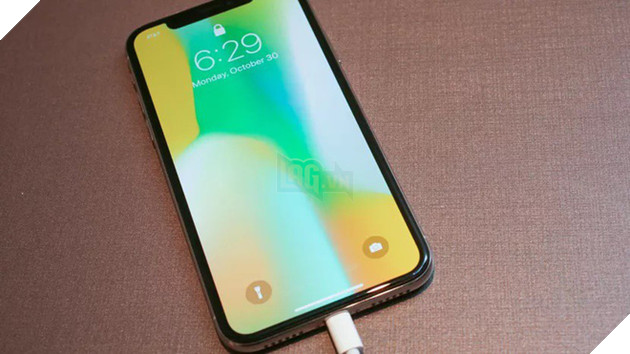 Phone X đã bán được 15 triệu chiếc, trong đó 6 triệu chiếc chỉ riêng trong dịp Black Friday