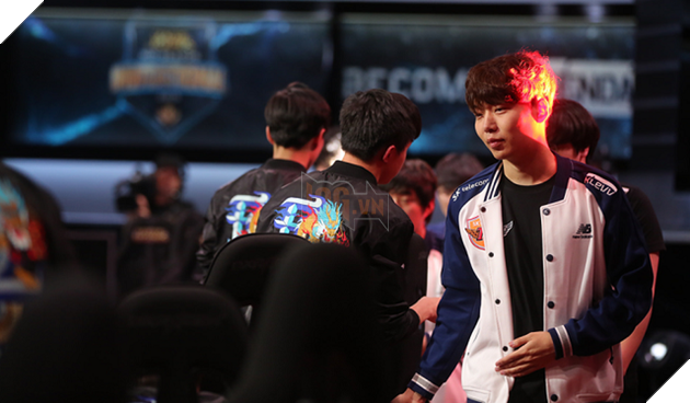 LMHT: Chê mức lương SKT T1 đưa ra, MaRin trở lại Trung Quốc thi đấu