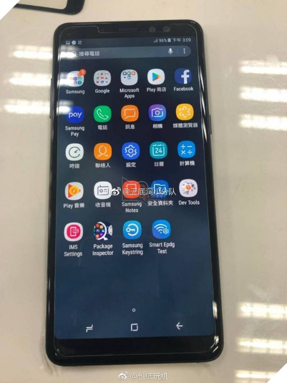 Lộ diện Galaxy A8+ 2018: Màn hình không viền đã xuống phân khúc cận cao cấp nhà Samsung 2