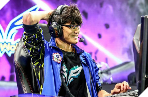 LMHT: Ngôi sao suýt trở thành đồng đội của SofM chính thức chia tay với Flash Wolves