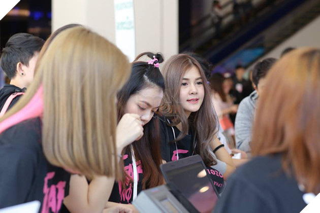 Xuất hiện một giải đấu Liên Quân Mobile chuyên nghiệp dành riêng cho phái nữ ở Thái Lan