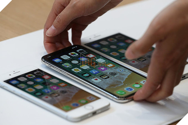 Doanh số iPhone X vượt trội so với iPhone 8 và 8 Plus