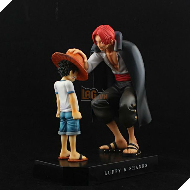 Shanks ơi! Ai đã làm gì chú thế này!!