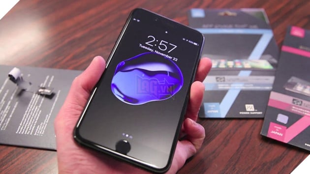 6 mẹo cực hữu ích giúp bảo vệ mắt khi dùng smartphone liên tục