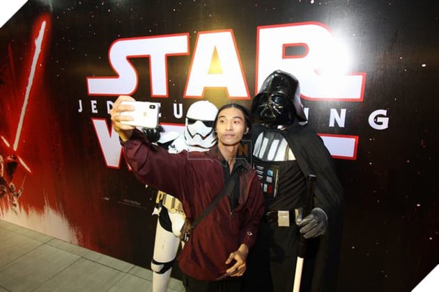 Họp báo ra mắt phim Star Wars: The Last Jedi tại Sài Gòn 10