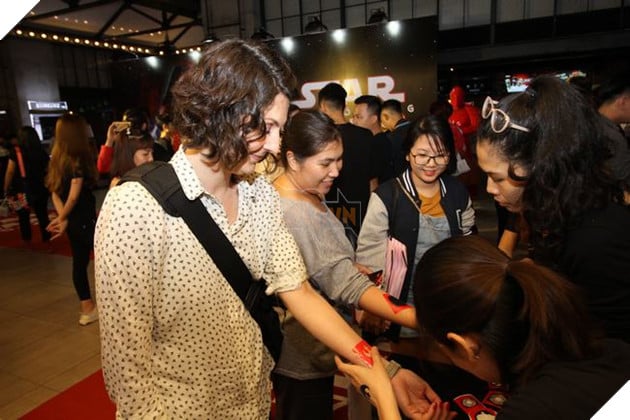 Họp báo ra mắt phim Star Wars: The Last Jedi tại Sài Gòn 13