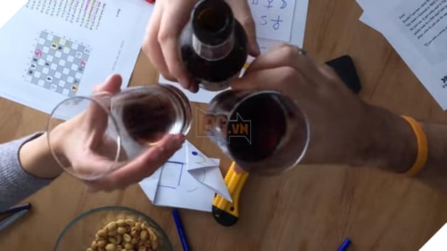 Escape Team - Tựa game độc lạ bắt người chơi giải đố cả trong game lẫn đời thực