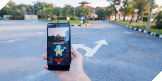 Có không ít trường hợp người chơi Pokemon GO quá tập trung vào trò chơi