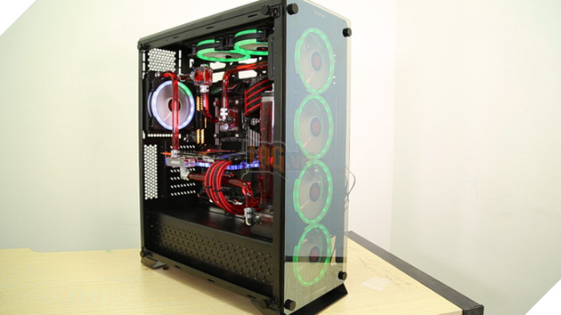 Cặp đôi game thủ chất nhất Việt Nam là đây: Chi hơn 50 triệu đồng sắm máy chiến PUBG